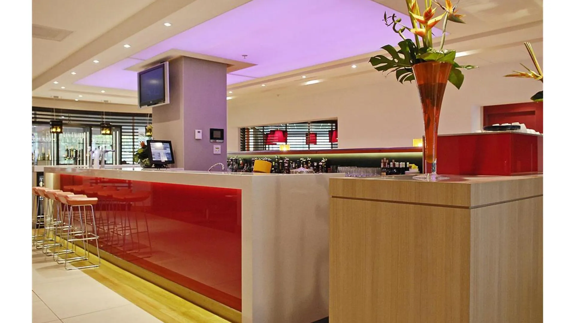 Novotel Rotterdam Brainpark 4*,