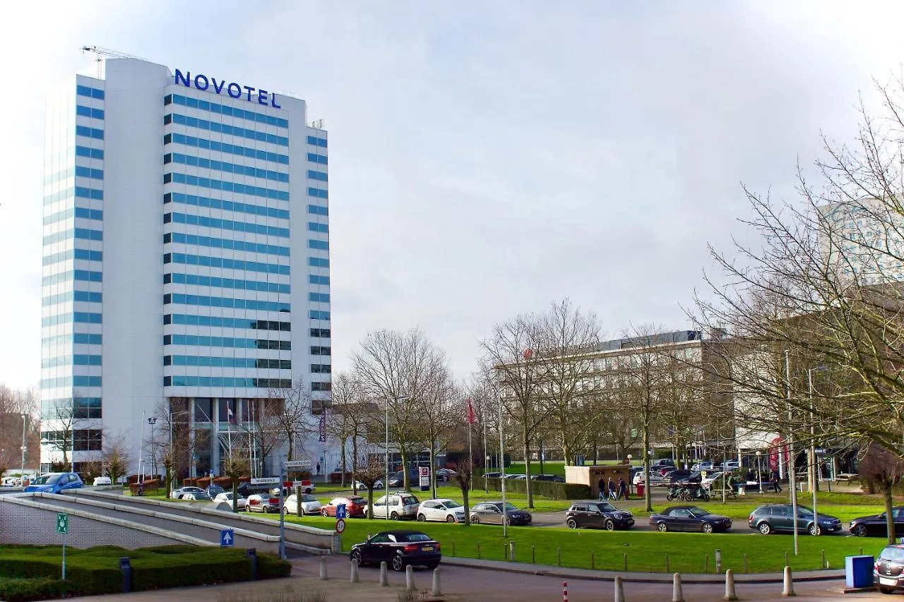 Novotel Rotterdam Brainpark 4*,